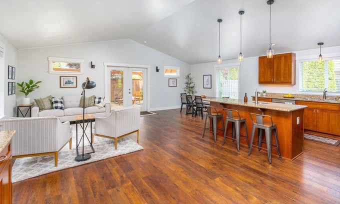 University Place Casa | Chambers Bay-Tacoma