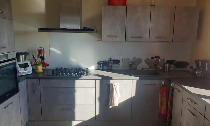 Figeac Casa | Chambre au calme avec cuisine équipée en supplément sur demande