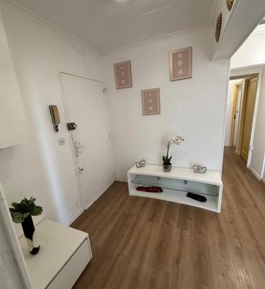 Epinay-sur-Seine Cama Y Desayuno | Chambre avec salle de bain privée, MOULIN ROUGE, 20 min de Paris APPARTEMENT COMMUN