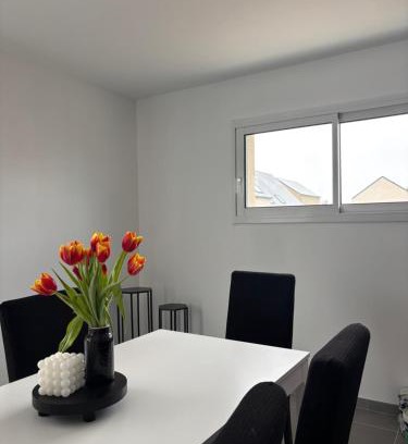 Etival-les-le-Mans Casa | Chambre chez l habitant proche circuit des 24h