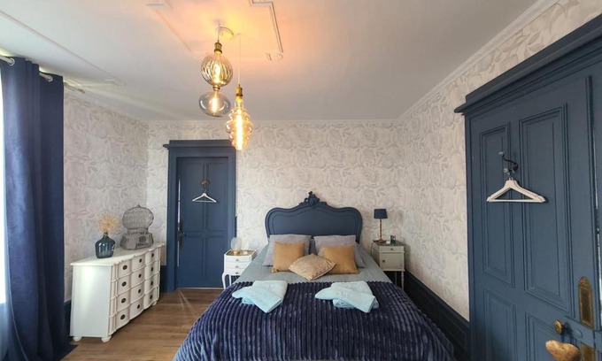 Medonville Cama Y Desayuno | Chambre cosy avec accueil chaleureux, proche de Vittel et Contrexéville - FR-1-589-480