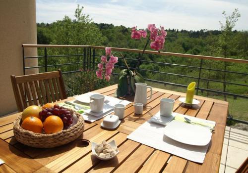 Rouffignac-Saint-Cernin-de-Reilhac Cama Y Desayuno | Chambre d'hôtes La Dentalie