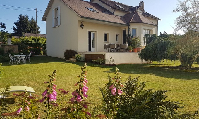Montigny-sur-Loing Casa | Chambre D'hôte La Montignonne