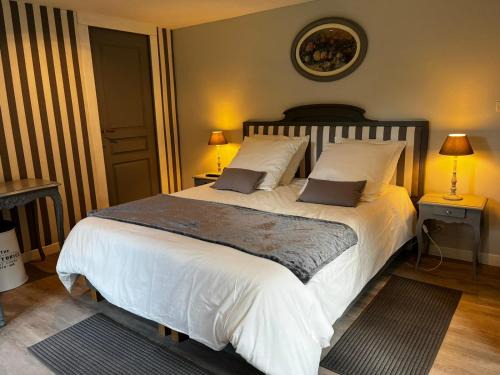 Neuille-Pont-Pierre Cama Y Desayuno | chambre d'hôtes dans un moulin du 16ème