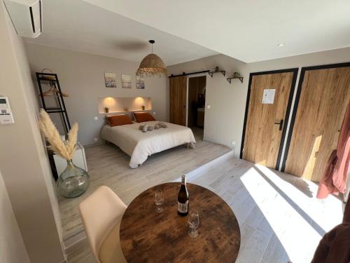 Salvagnac Cama Y Desayuno | Chambre d'hôte Mélusine - Spa Illimité - Nature - Les Fées des Chênes