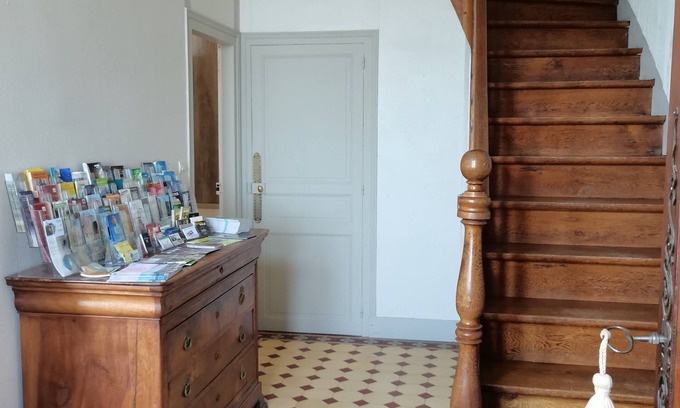 Troo Casa | Chambre D'hôtes de Charme Dans Village Troglodytique : La Chambre du Poète