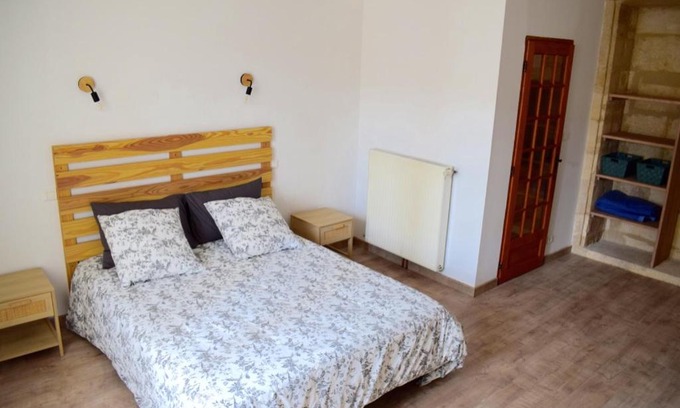 Auriac-du-Perigord Cama Y Desayuno | Chambre d'hôtes Auriac du Périgord