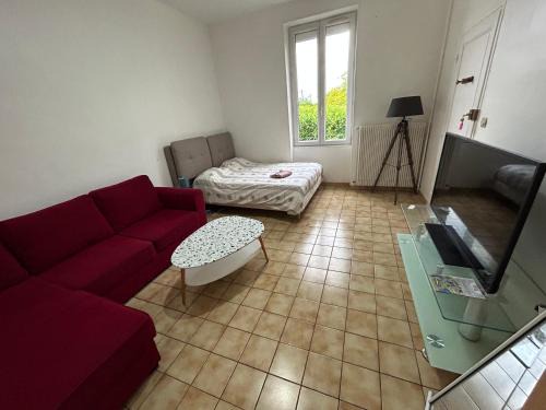 Montceau-les-Mines Casa | Chambre