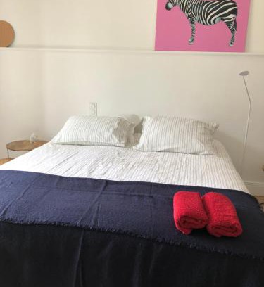 Saint-Jean-sur-Couesnon Cama Y Desayuno | Chambre indépendante au Manoir de la Célinais côté jardin