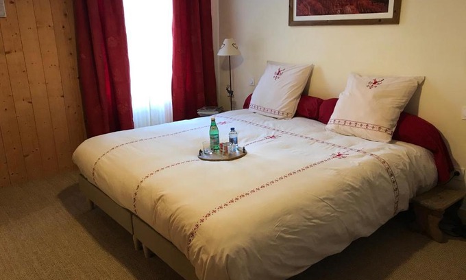 Treffort Cama Y Desayuno | Chambre LA LONGERE