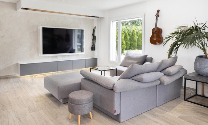 Treyvaux Casa | Chambre Lumineuse Dans Une Maison Moderne