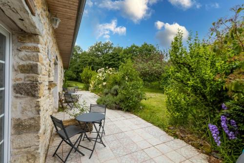Auriac-du-Perigord Cama Y Desayuno | Chambre Millepertuis