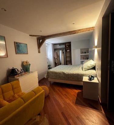 Domagne Casa | Chambre privée avec salle de bain