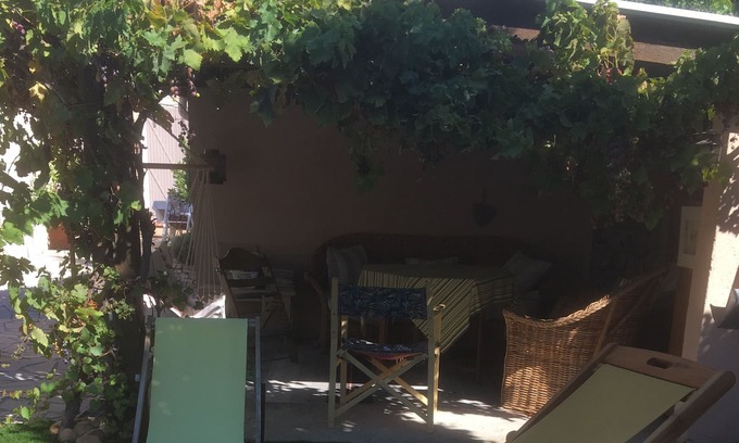 Jonquerettes Cama Y Desayuno | Tramontane room 10 minutes from Avignon