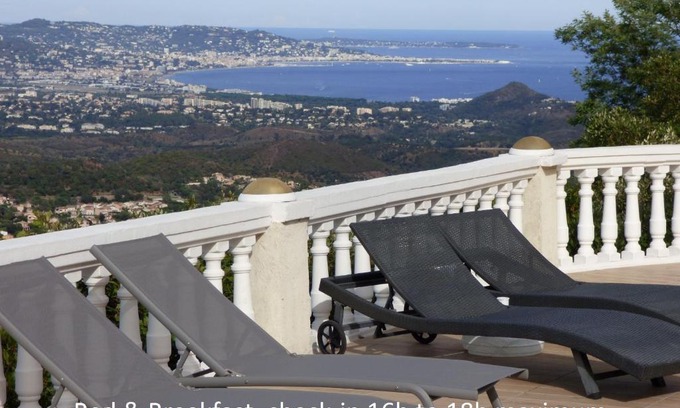 Saint-Raphael Cama Y Desayuno | Chambres d'Hôtes Vue Mer L'Estérel Panoramique