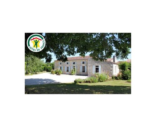 Saint-Porchaire Cama Y Desayuno | Chambres d'Hôtes Domaine Le Fragnaud