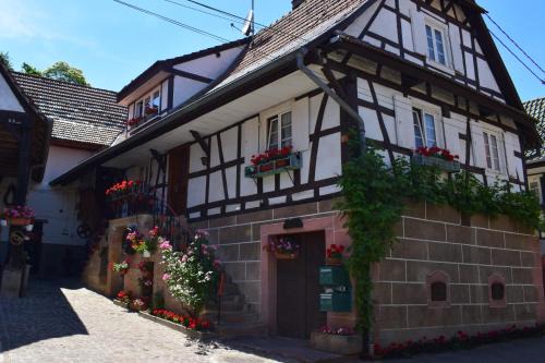 Rott Cama Y Desayuno | Chambres d'hôtes "La Petite Vallée"