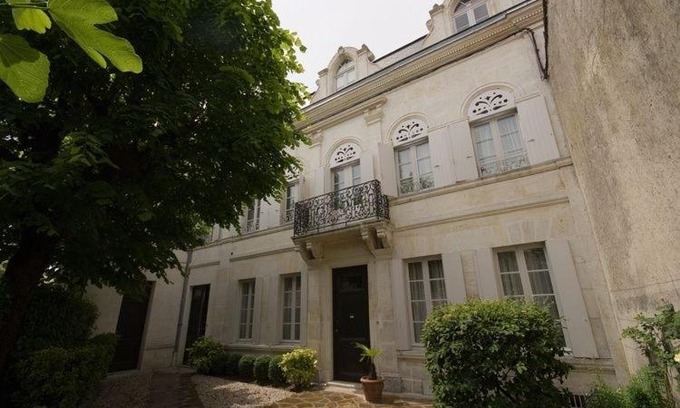 Cognac Cama Y Desayuno | Chambres d'Hôtes Les Tilleuls