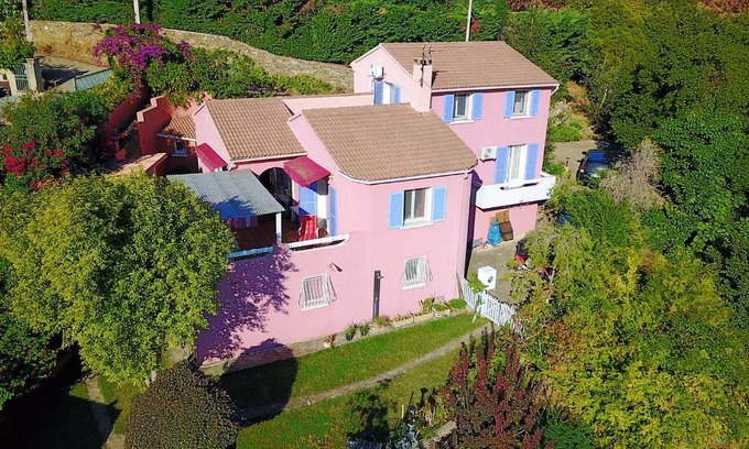 Biguglia Casa | Chambres d'hôtes Villa bella fiora