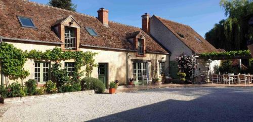 Germigny-des-Pres Cama Y Desayuno | Chambres et Table d'hôtes Cerviña