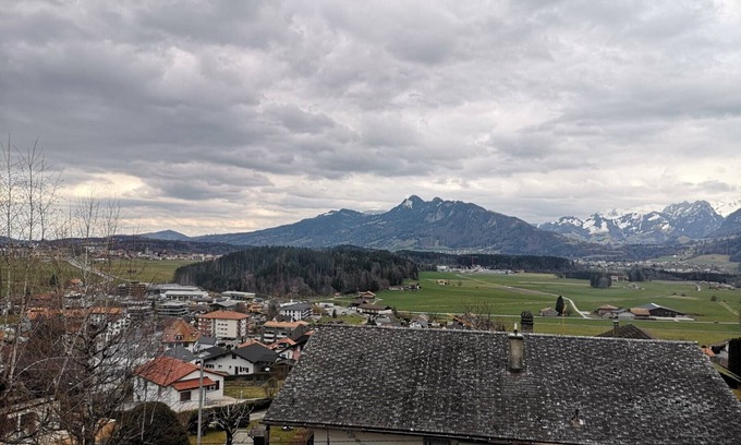 Le Paquier Casa | Chambres Le Paquier # 2. Gruyeres Región de Friburgo
