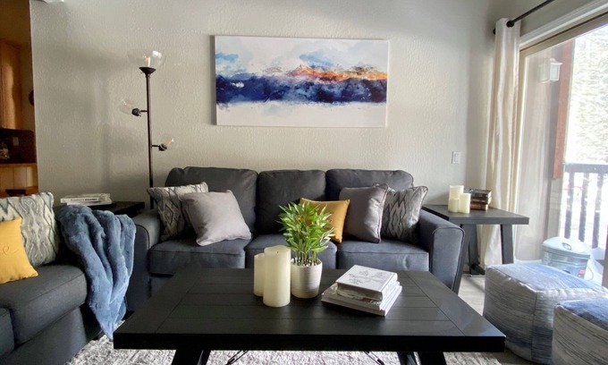Mammoth Lakes Condominio | Chamonix#56 Remodeled - 5 Min walk to Canyon Lodge