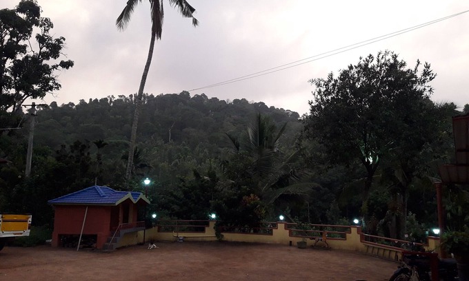Virarajendrapet Casa | Chandragiri -romantic and traditional home for holiday vacation