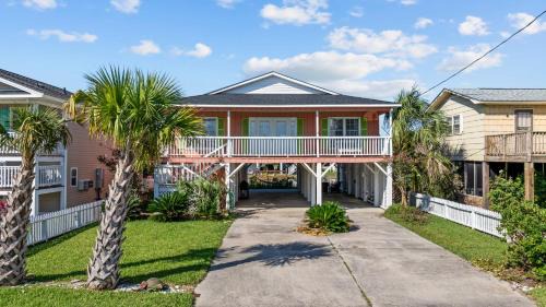 Cherry Grove Beach Casa | Channel Views & Sunsets in Cherry Grove Beach