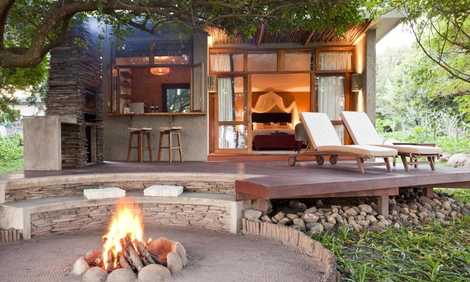 Nkwazi Otro | Chantilly Retreat