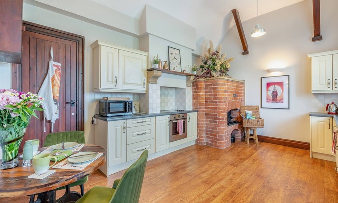 Wesham Casa | Chapel Cottage at Preese Hall Farm