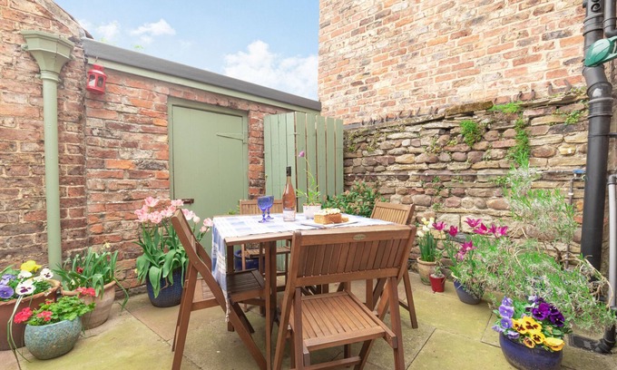 York Cabaña | Chapel Cottage