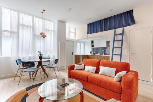 Quartier de la Goutte-d'Or Apartamento | Chapelle Ordener Cosy Apartment Mezzanine 4P