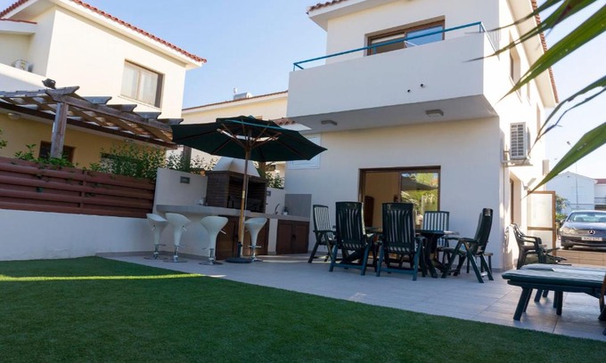 Cape Greko Villa | Chara Elizabeth No 2 Villa