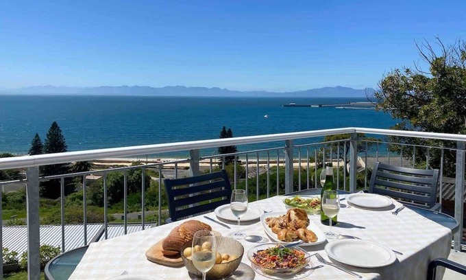 Cape Peninsula Casa | Character & Comfort | Spacious Home w/ Ocean Views