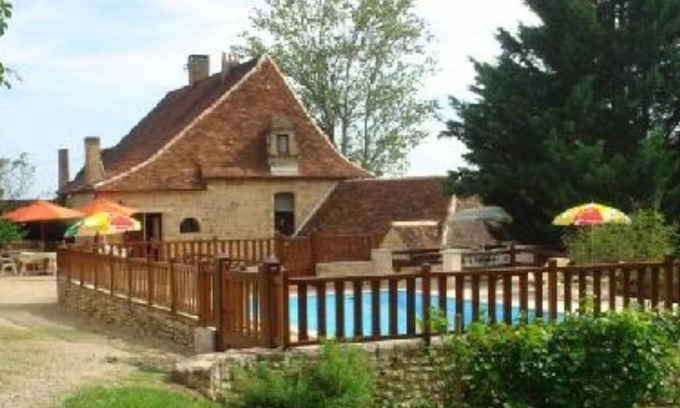 Auriac-du-Perigord Casa | Character house in the countryside