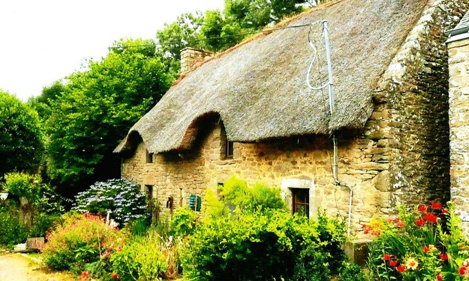 Plougoumelen Casa | Casa de personajes en el Golfo de Morbihan cerca del mar