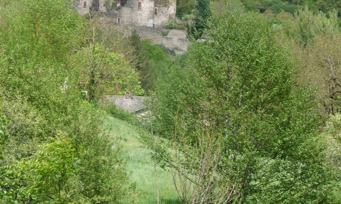 Belcastel Apartamento | Character property BELCASTEL Air-conditioned