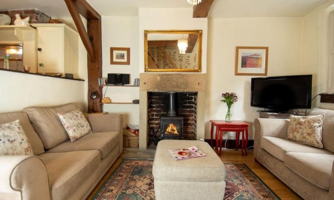 Baslow Casa | Characterful 2 bed cottage in excellent location