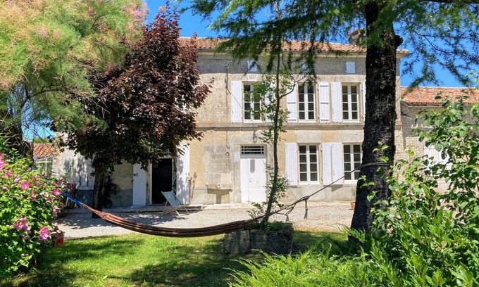 Etriac Casa | Charente house in the heart of the vineyards