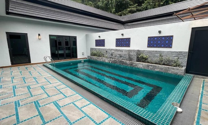 Bentong Casa | Charis Janda Baik Semi-D Villa 5:3 Bedrooms + Pool