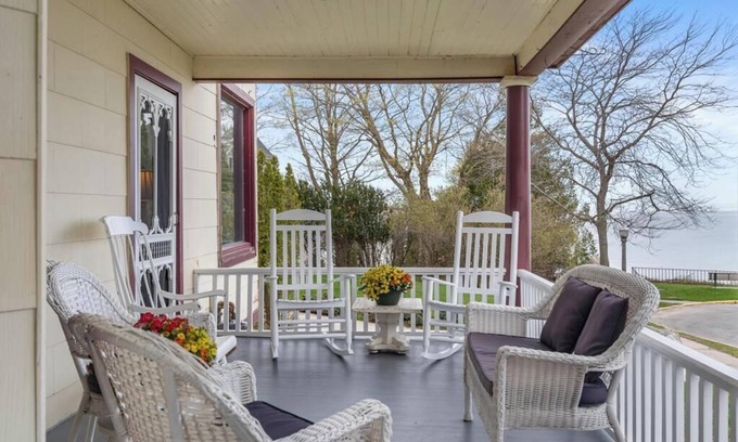 Charlevoix Casa | Charlevoix Lakeview Home - Sleeps 25!