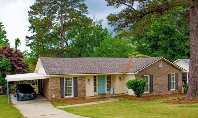 Fortson Casa | Charlie Mae's Cottage on Cleo