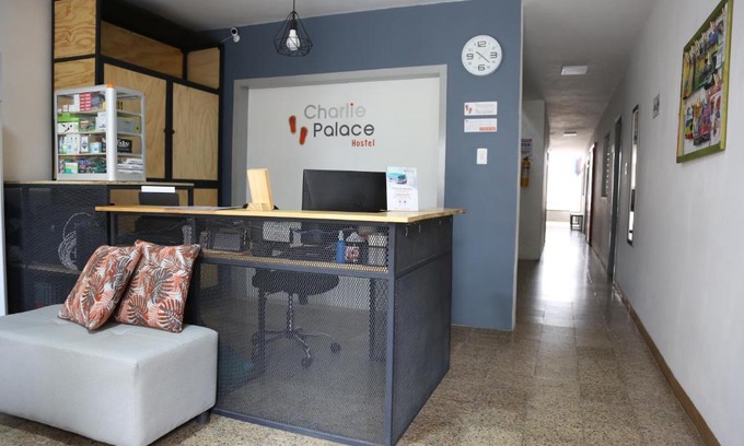 El Poblado Casa | Charlie Palace Hostel