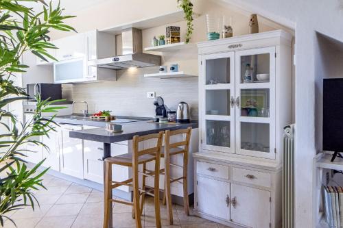 Serra li Pozzi Apartamento | Charlotte Apartment - For family and groups