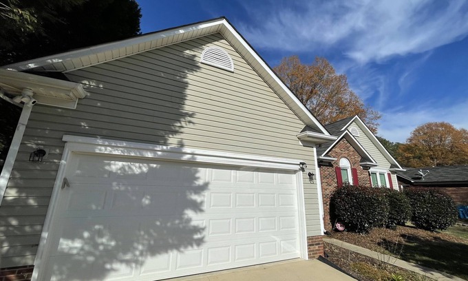 Harrisburg Casa | Charlotte/Harrisburg/Concord Magnificent Homestead Stay 3BR Close to Uptown .