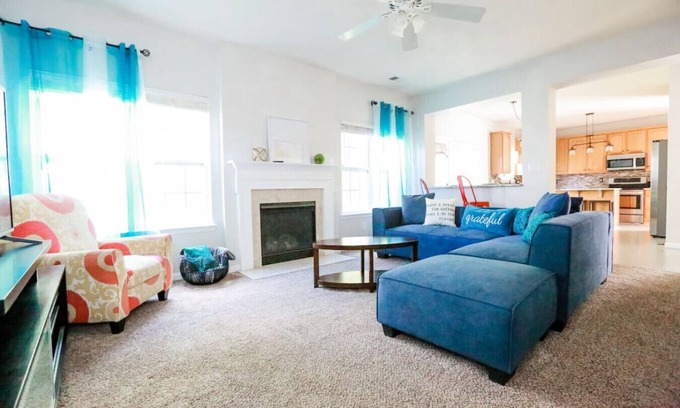 Indian Trail Casa | Charlotte Sanctuary, Comfort, Fenced, Sleeps 11