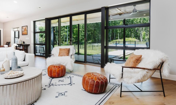 Boyd Tavern Casa | Charlottesville Farmhouse Dream Oasis w Pool