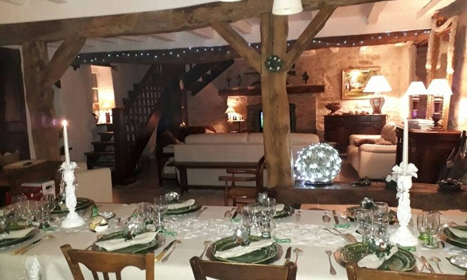 Saint-Molf Casa | Charm and stonework for the festive season