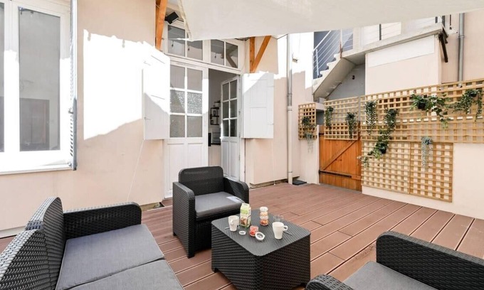Gorge de Loup Apartamento | Charmant 2 pers atypique avec terrasse-métro ValmyCharming 2 people unique