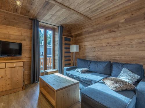 La Clusaz Apartamento | Charmant 4 pièces en centre village, proche pistes - 8 pers, Wifi, parking, balcon, animaux acceptés - FR-1-437-48
